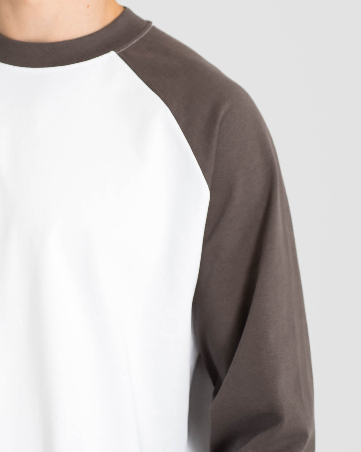 Raglan Longsleeve T-shirt White/Grey